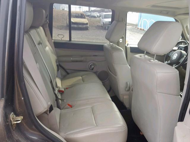 1J8HG582X6C123483 - 2006 JEEP COMMANDER GRAY photo 6