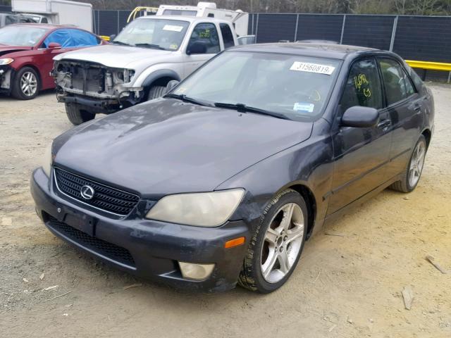 JTHBD192120062614 - 2002 LEXUS IS 300 CHARCOAL photo 2