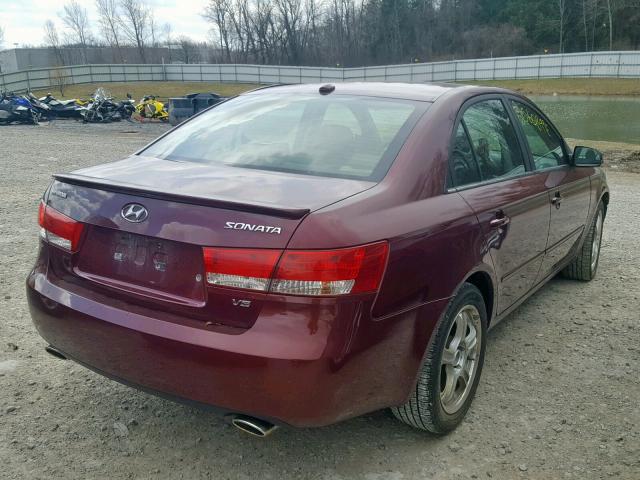 5NPEU46F68H370428 - 2008 HYUNDAI SONATA SE RED photo 4