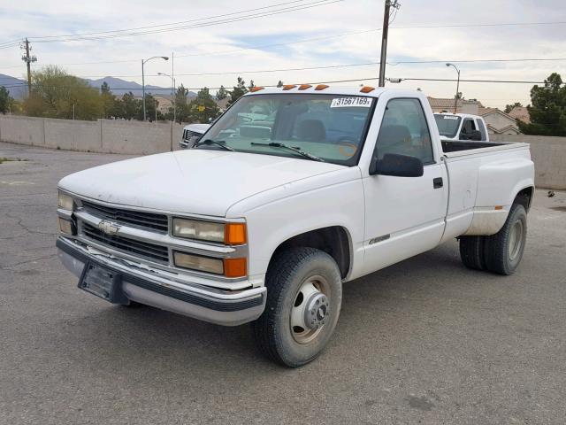 1GCHC34J7VE206621 - 1997 CHEVROLET GMT-400 C3 WHITE photo 2