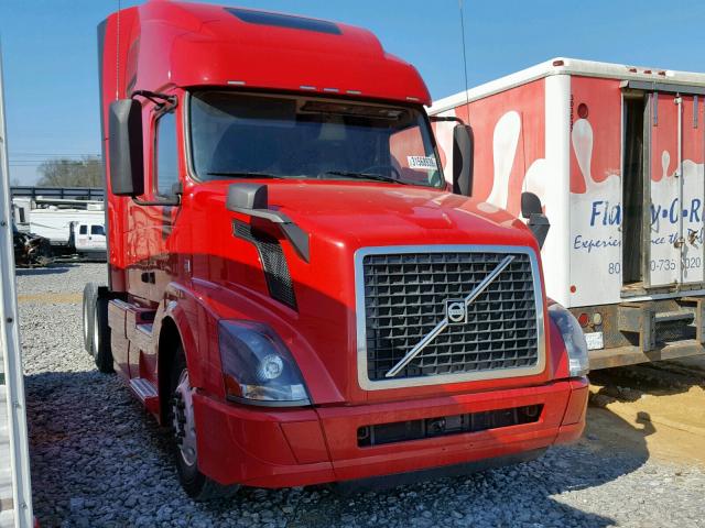 4V4NC9EH8GN180748 - 2016 VOLVO VN VNL RED photo 1