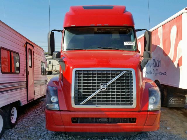 4V4NC9EH8GN180748 - 2016 VOLVO VN VNL RED photo 9