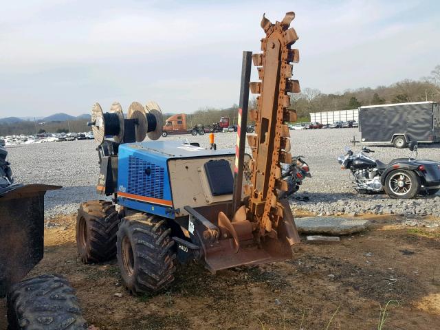 4T0059 - 2000 DIWI TRENCHER BLUE photo 1