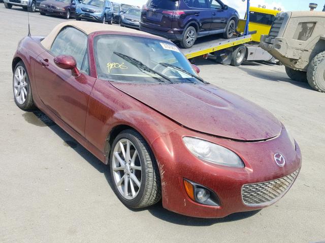 JM1NC2NF5B0214278 - 2011 MAZDA MX-5 MIATA RED photo 1