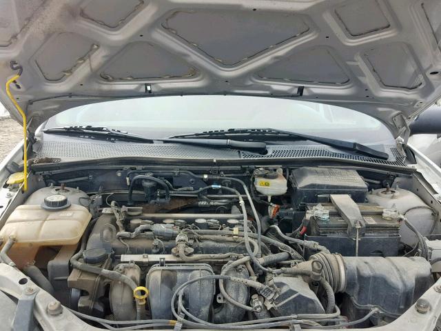 1FAHP34N87W282388 - 2007 FORD FOCUS ZX4 SILVER photo 7