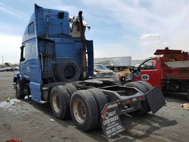 4V4NC9TG09N272675 - 2009 VOLVO VN VNL BLUE photo 3