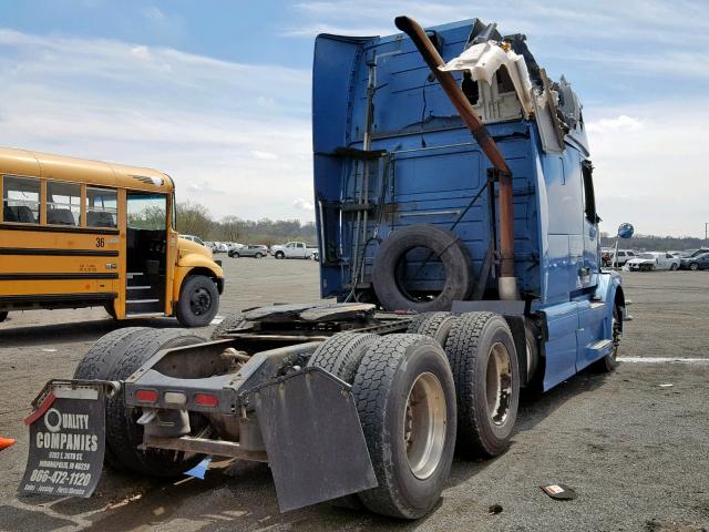 4V4NC9TG09N272675 - 2009 VOLVO VN VNL BLUE photo 4