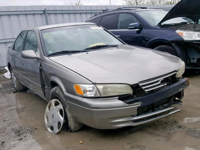 4T1BF22K8WU044777 - 1998 TOYOTA CAMRY CE BEIGE photo 1