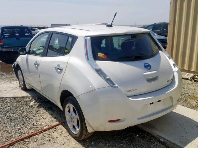 1N4AZ0CP8DC402846 - 2013 NISSAN LEAF S WHITE photo 3