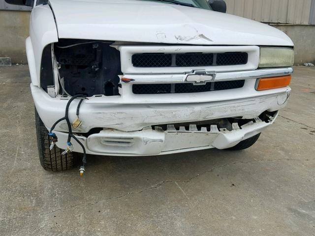 1GNCS13X24K148142 - 2004 CHEVROLET BLAZER WHITE photo 9