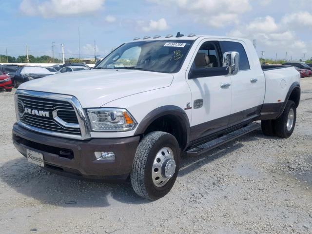 3C63RRNLXJG103523 - 2018 RAM 3500 LONGH WHITE photo 2