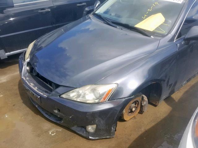 JTHBE262982014203 - 2008 LEXUS IS 350 GRAY photo 9