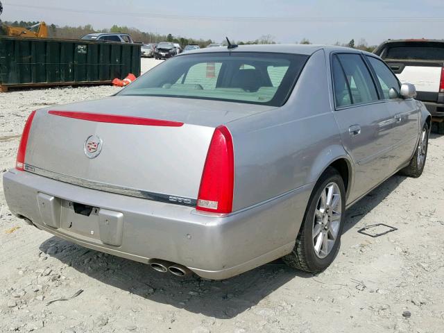 1G6KD57966U137298 - 2006 CADILLAC DTS SILVER photo 4