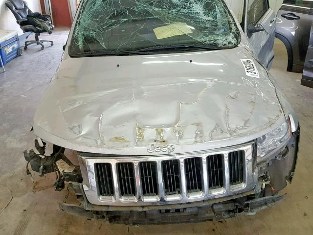 1J4RS4GG4BC676572 - 2011 JEEP GRAND CHER SILVER photo 7