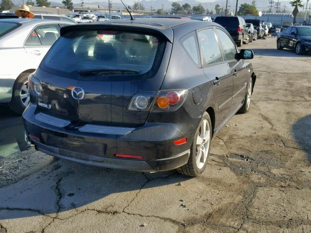 JM1BK343961498310 - 2006 MAZDA 3 HATCHBAC BLACK photo 4