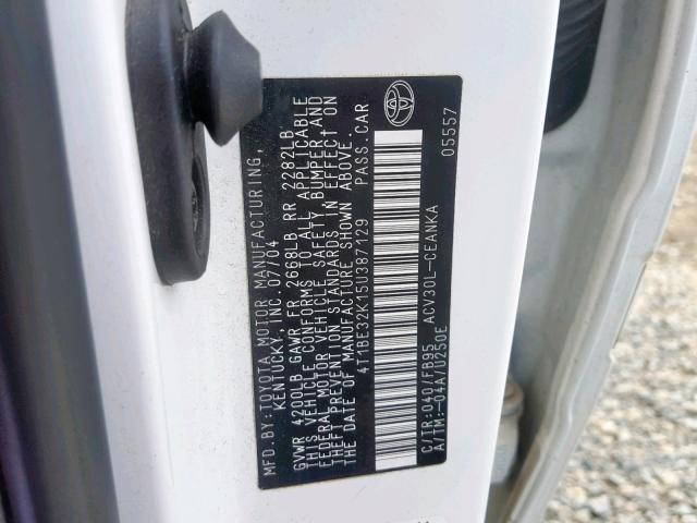 4T1BE32K15U387129 - 2005 TOYOTA CAMRY LE WHITE photo 10