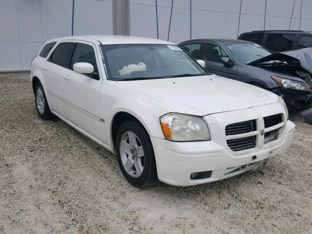 2D4FV47V16H510983 - 2006 DODGE MAGNUM SXT WHITE photo 1