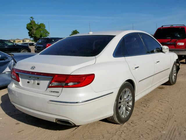 KMHFC4DF8BA517935 - 2011 HYUNDAI AZERA GLS WHITE photo 4