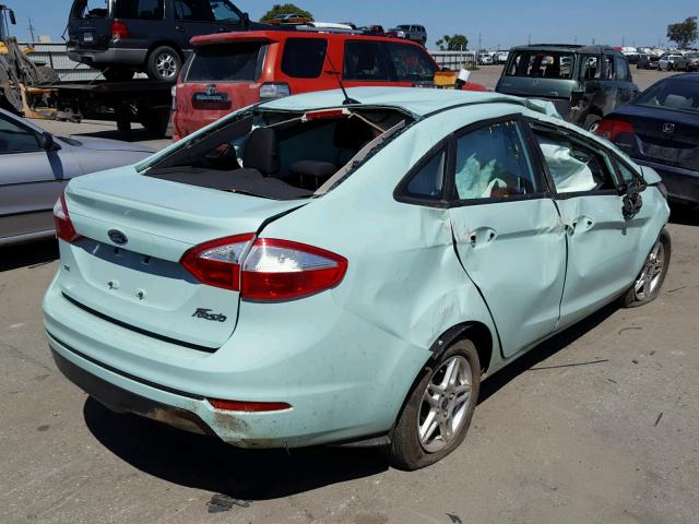 3FADP4BJ8HM128222 - 2017 FORD FIESTA SE GREEN photo 4