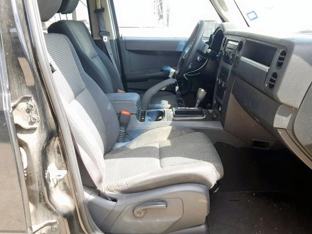 1J8HG48K58C125039 - 2008 JEEP COMMANDER BLACK photo 5