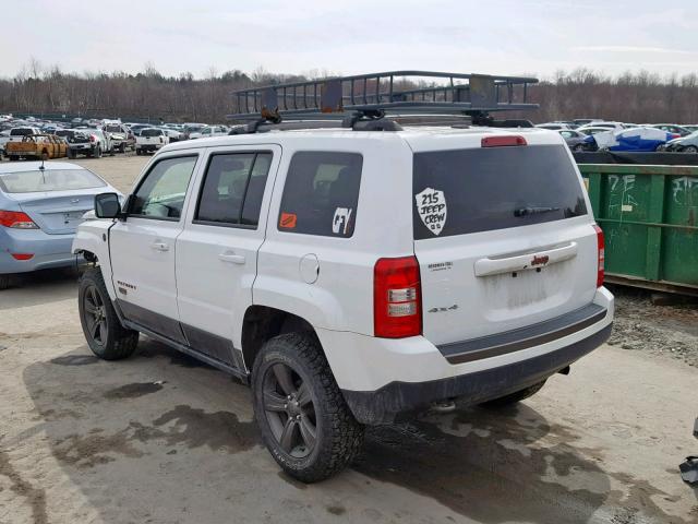 1C4NJRBB2GD692805 - 2016 JEEP PATRIOT SP WHITE photo 3