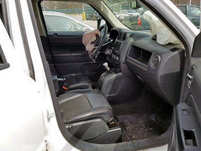 1C4NJRBB2GD692805 - 2016 JEEP PATRIOT SP WHITE photo 5