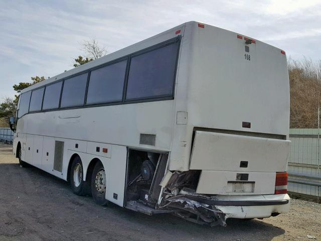 YE2TC12B3Y2043875 - 2000 VAN HOOL T2100 WHITE photo 3