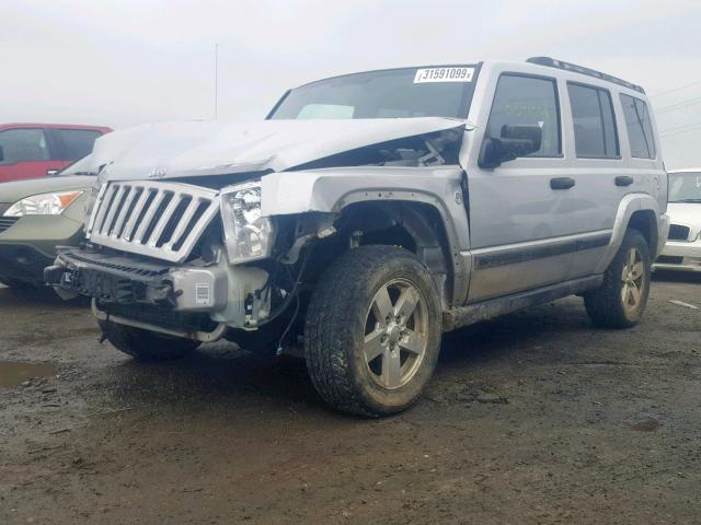 1J8HG48N36C212364 - 2006 JEEP COMMANDER SILVER photo 2