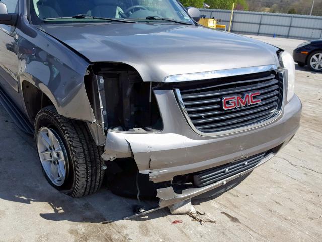 1GKFK13048J211573 - 2008 GMC YUKON GRAY photo 9