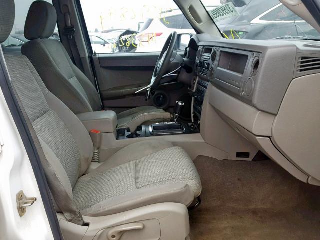1J8HG48K96C334264 - 2006 JEEP COMMANDER WHITE photo 5
