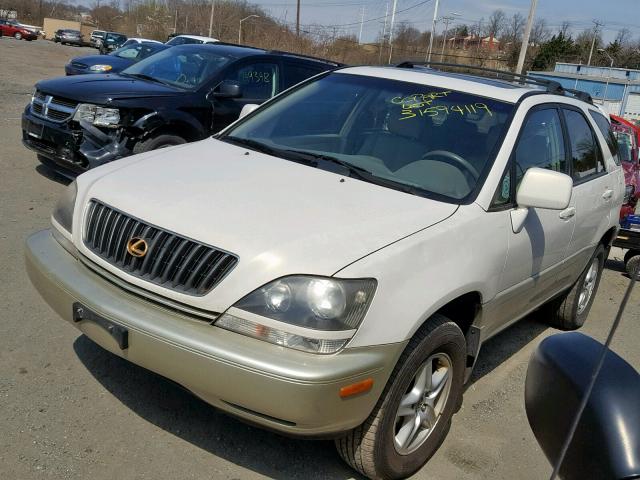 JT6HF10U4Y0147788 - 2000 LEXUS RX 300 WHITE photo 2