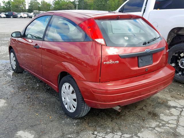 3FAFP31N35R147895 - 2005 FORD FOCUS ZX3 RED photo 3