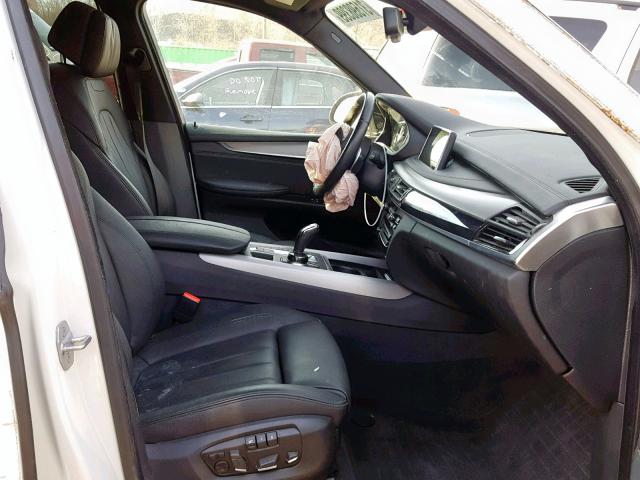 5UXKR6C55H0J84208 - 2017 BMW X5 XDRIVE5 WHITE photo 5