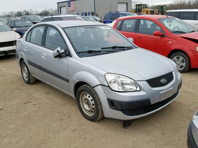 KNADE223196550420 - 2009 KIA RIO BASE SILVER photo 1