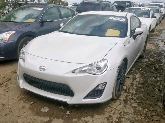 JF1ZNAA14D1722406 - 2013 TOYOTA SCION FR-S WHITE photo 2