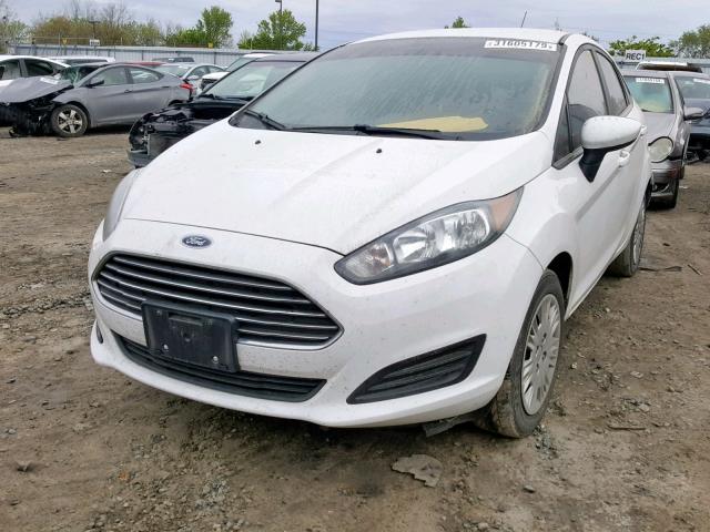 3FADP4AJ0FM167434 - 2015 FORD FIESTA S WHITE photo 2