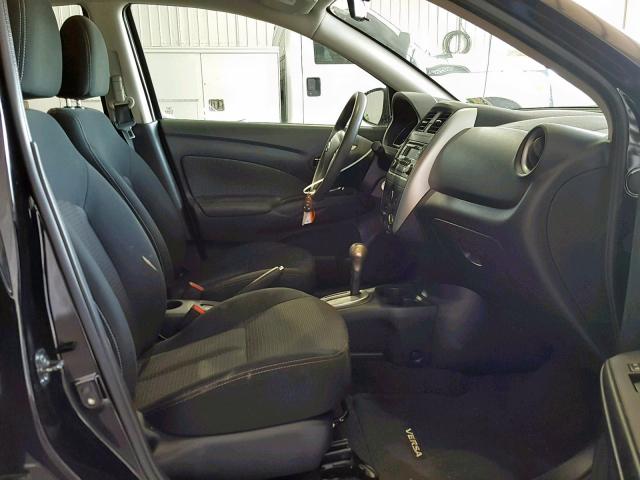 3N1CN7APXFL905119 - 2015 NISSAN VERSA S BLACK photo 5