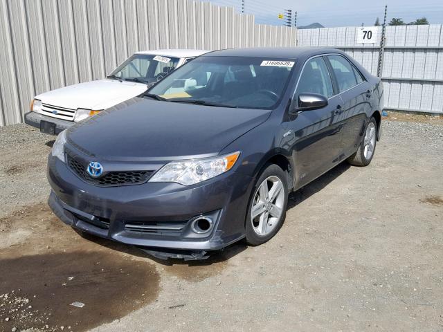 4T1BD1FK3EU130801 - 2014 TOYOTA CAMRY HYBR SILVER photo 2