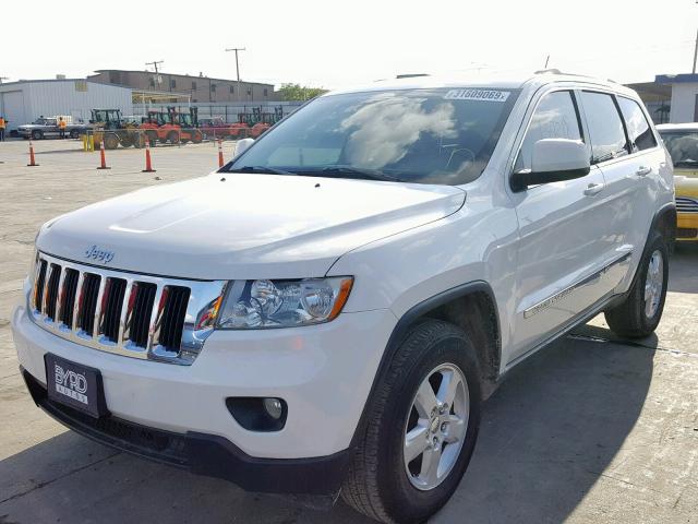 1C4RJEAG7CC227976 - 2012 JEEP GRAND CHER WHITE photo 2