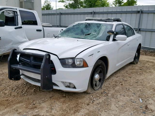 2C3CDXAT8EH238771 - 2014 DODGE CHARGER PO WHITE photo 2