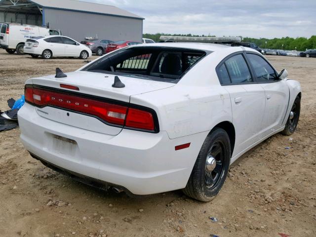 2C3CDXAT8EH238771 - 2014 DODGE CHARGER PO WHITE photo 4