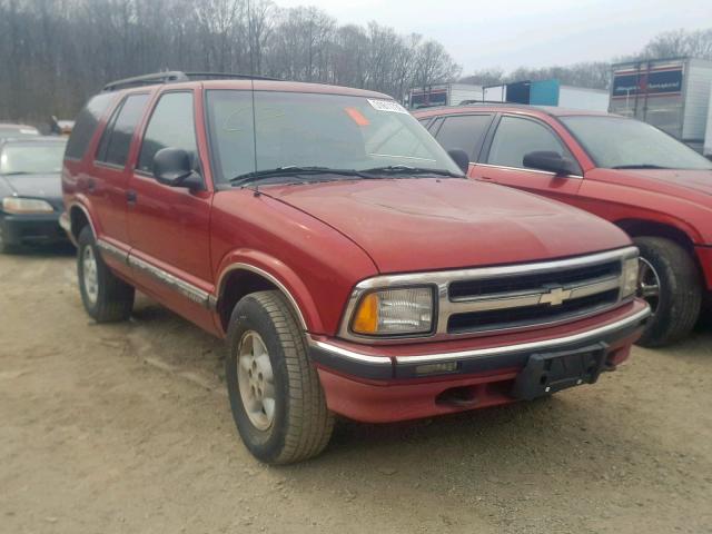 1GNDT13W6V2207042 - 1997 CHEVROLET BLAZER RED photo 1