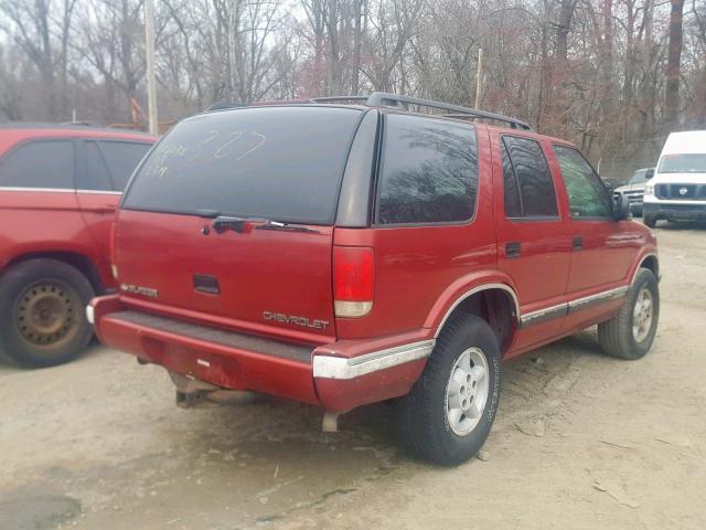 1GNDT13W6V2207042 - 1997 CHEVROLET BLAZER RED photo 4