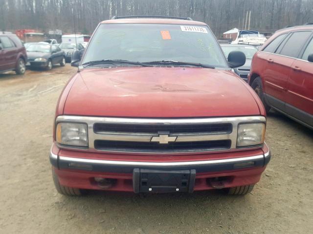 1GNDT13W6V2207042 - 1997 CHEVROLET BLAZER RED photo 9