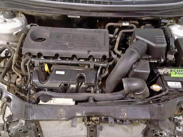 KNAFU5A29B5378512 - 2011 KIA FORTE EX SILVER photo 7