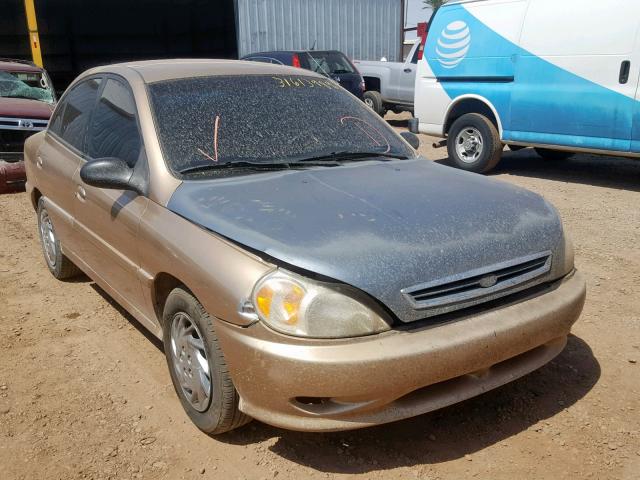 KNADC123526163262 - 2002 KIA RIO GOLD photo 1