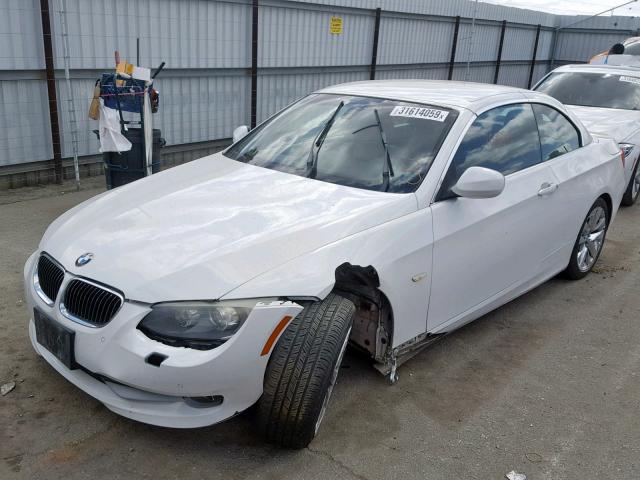 WBADW7C56BE544263 - 2011 BMW 328 I SULE WHITE photo 2