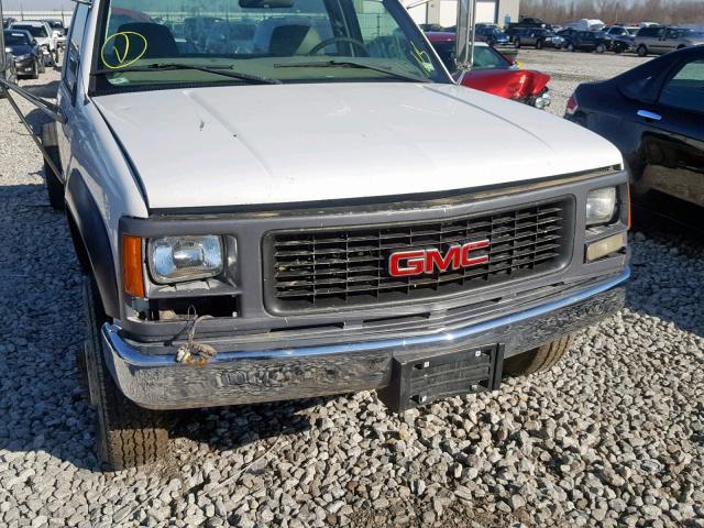 1GDJK34J9YF517014 - 2000 GMC SIERRA K35 WHITE photo 9