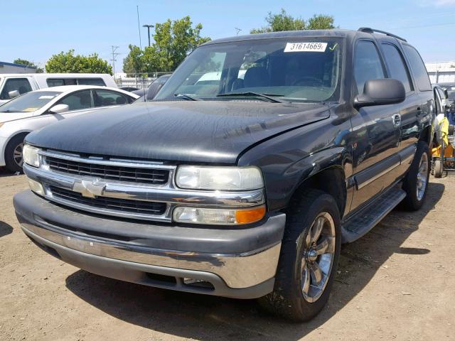 1GNEC13V14R268090 - 2004 CHEVROLET TAHOE C150 BLACK photo 2