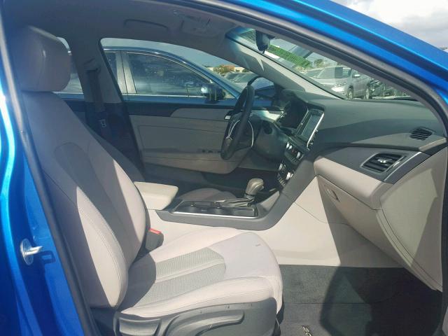 5NPE34AF8JH611339 - 2018 HYUNDAI SONATA SPO BLUE photo 5